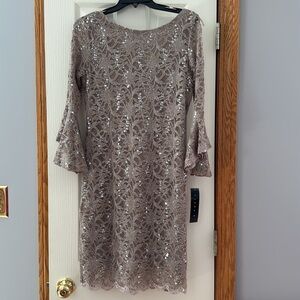 Tiana B. Size 10 Petite Lace Bell Sleeve Dress Mauve Party Wedding Cocktail NEW